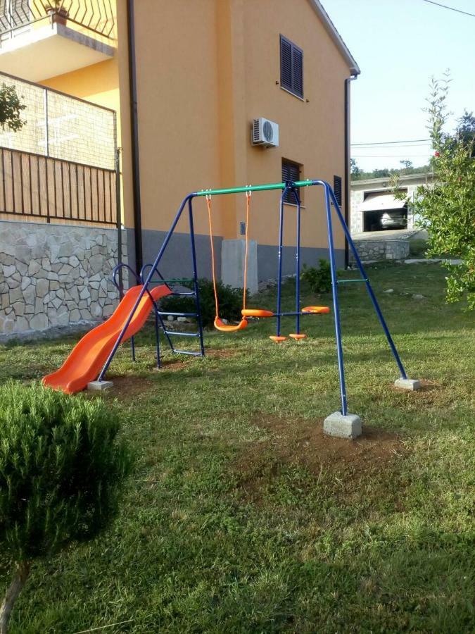 Apartman Knapic Koromacno Luaran gambar